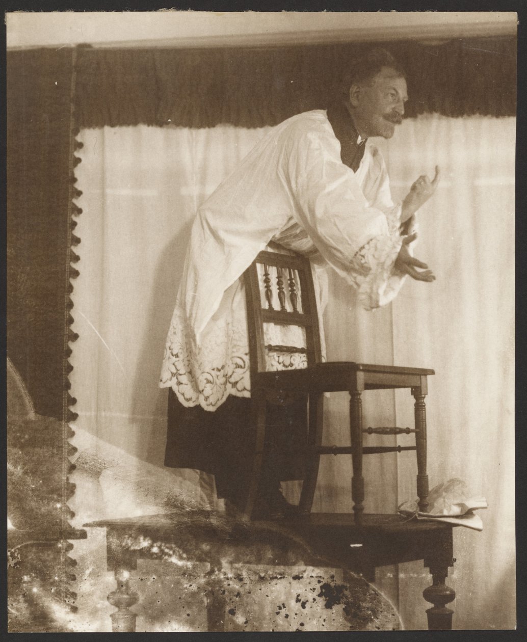 [Autoportrait d