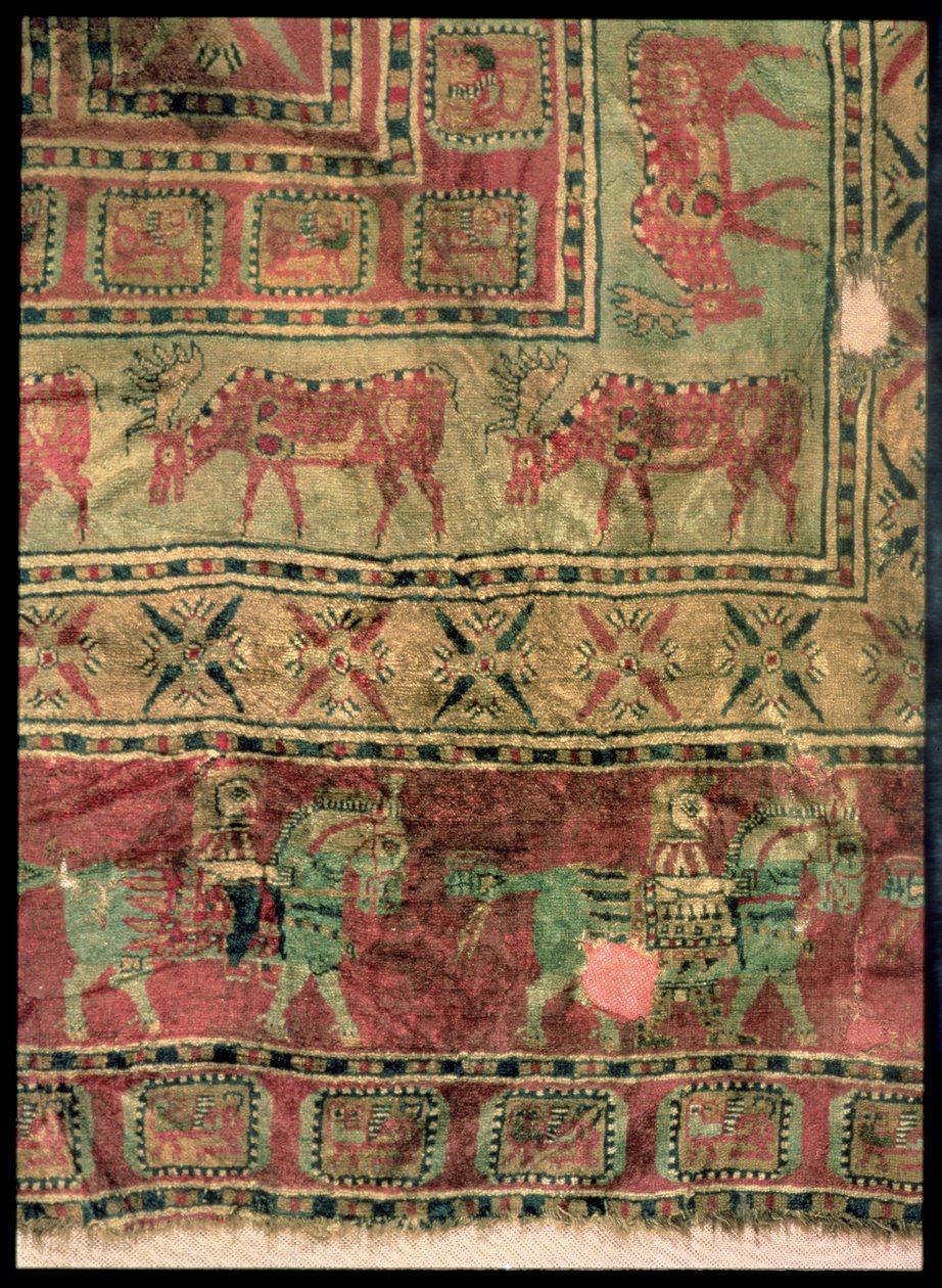 Tapis à poils représentant des chevaux et des cavaliers, des daims et des griffons, des tumulus funéraires de Pazyryk, Ve-IVe siècle av. J.-C. (textile) - Altaic School