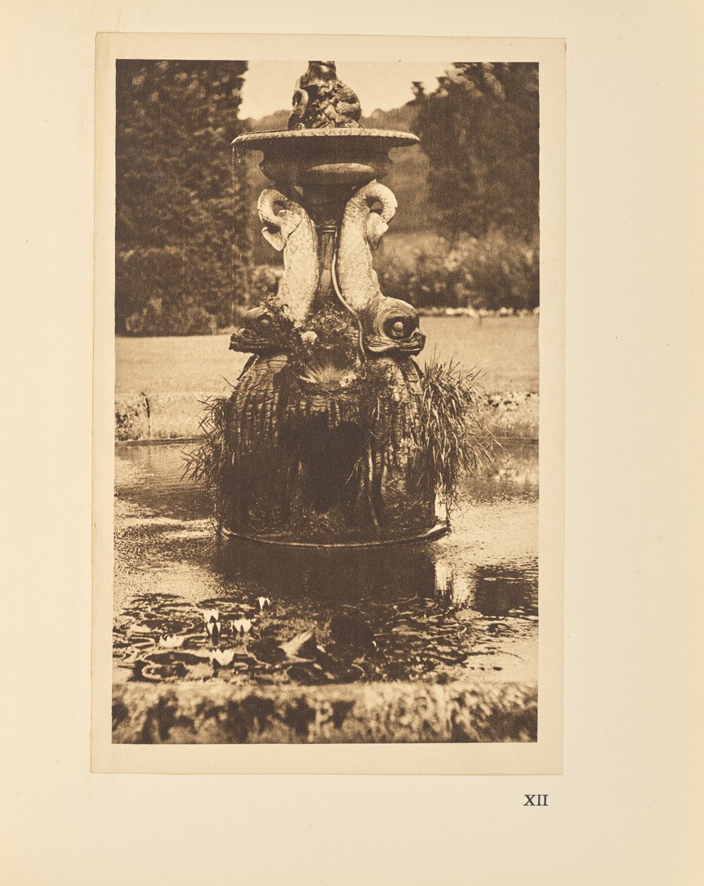 La fontaine aux dauphins - Alvin Langdon Coburn