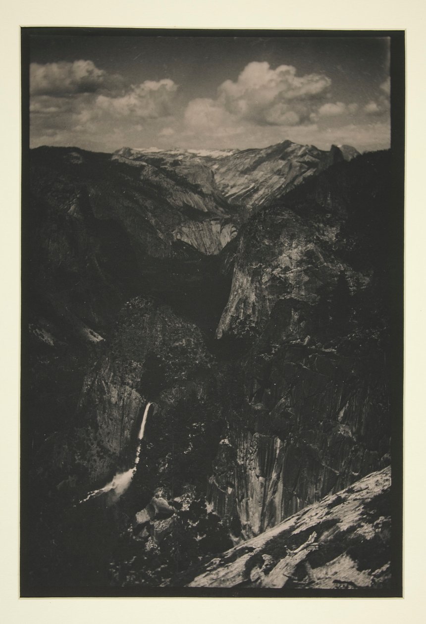 Yosemite : Cascade lointaine - Alvin Langdon Coburn