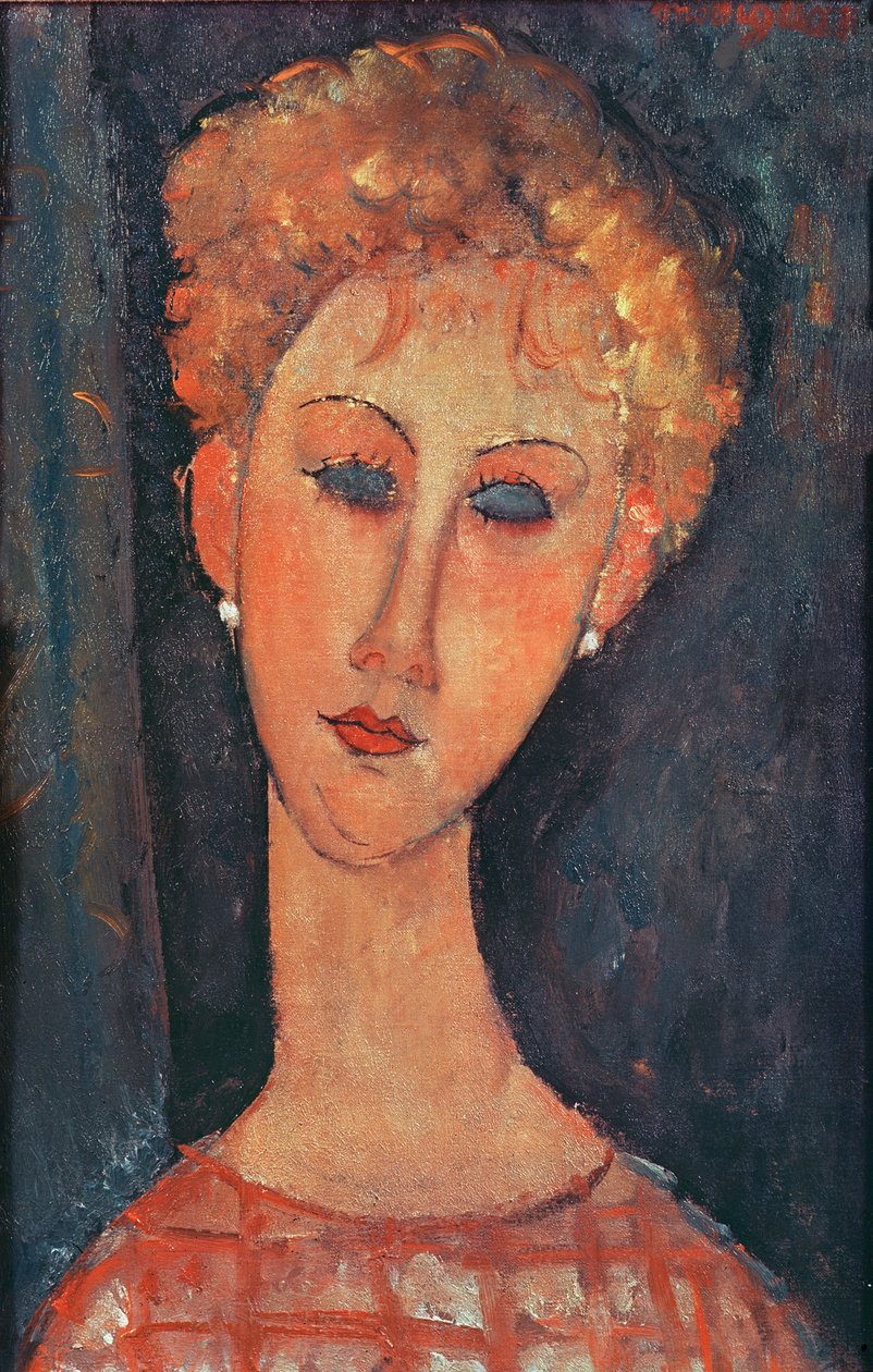 Jeune fille avec des boucles d