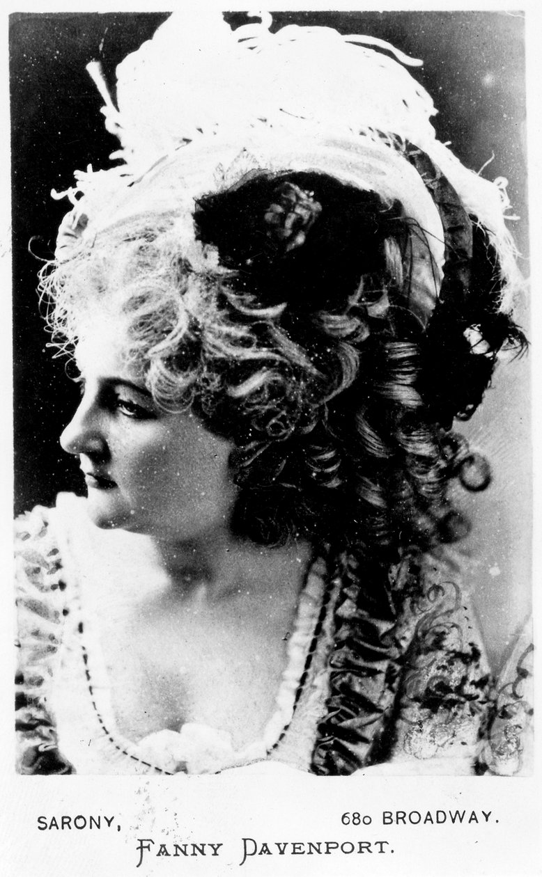 Carte de visite de Fanny Davenport, vers 1880-98 - American Photographer