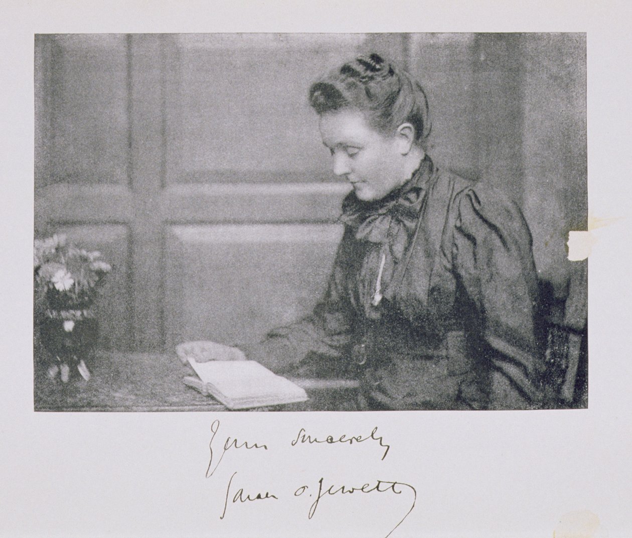 Portrait de Sarah Orne Jewett (1849-1909), vers 1890 - American School