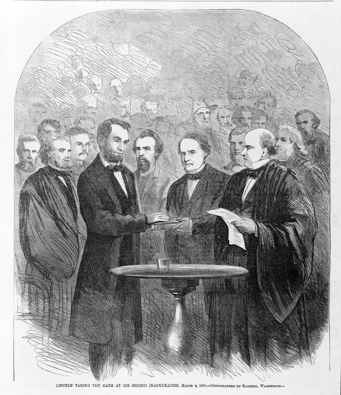 Lincoln prêtant serment lors de sa deuxième investiture, 4 mars 1865, publié en 1865 - American School