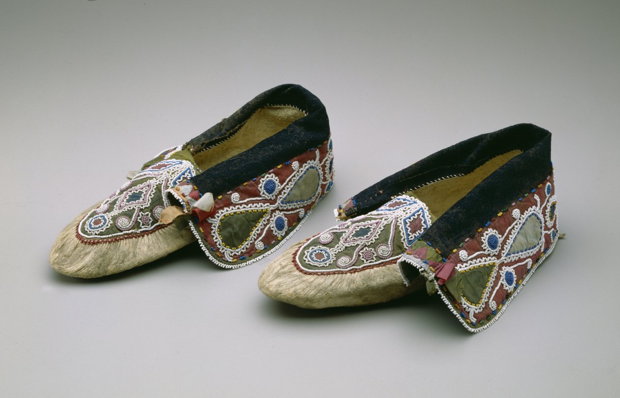 Mocassins, Chippewa, vers 1835 - American School