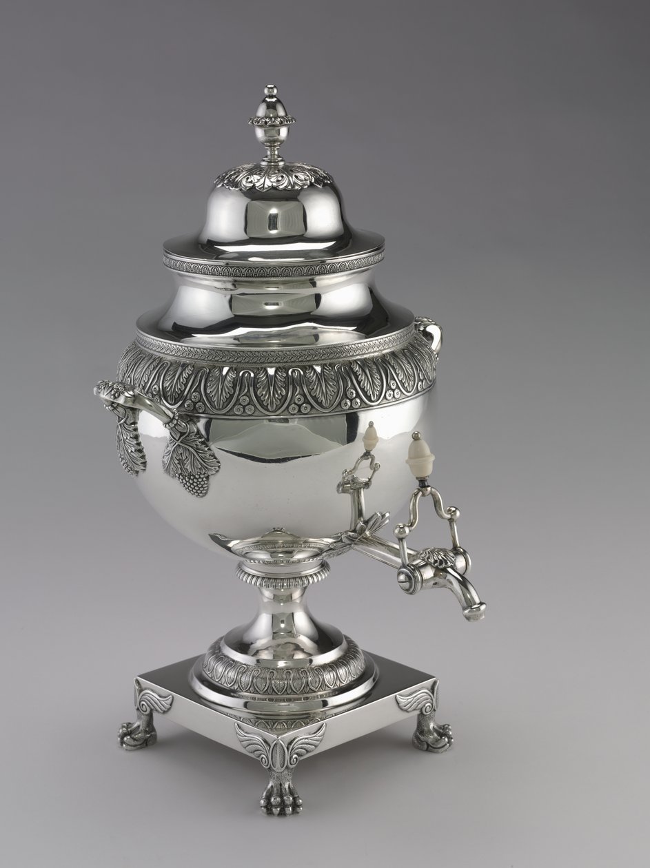 Urne à thé, fabriquée par Harvey Lewis, 1811-25 - American School
