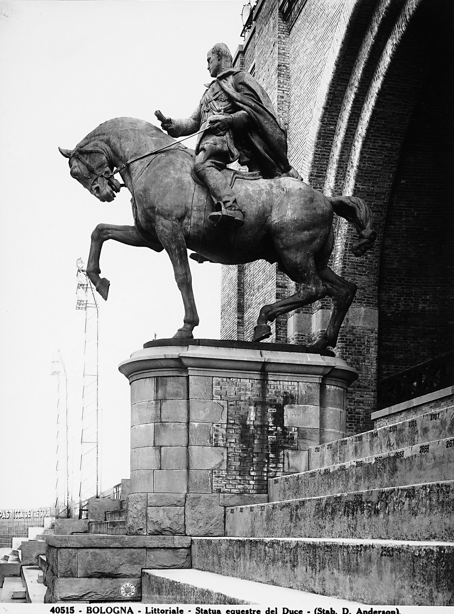 Statue équestre de Benito Mussolini - Anderson Anderson
