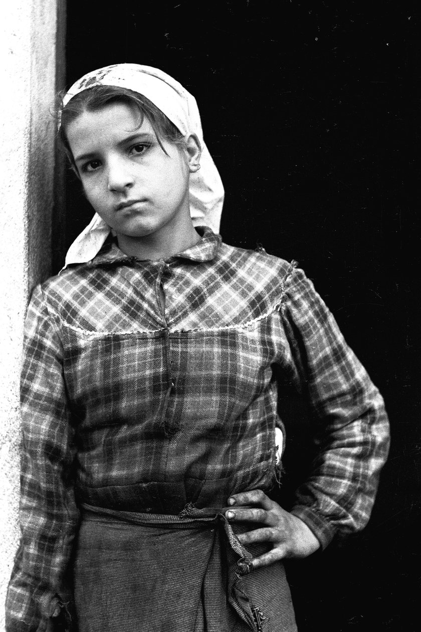 JEUNE PORTRAIT RACCOLGLITRICE D
