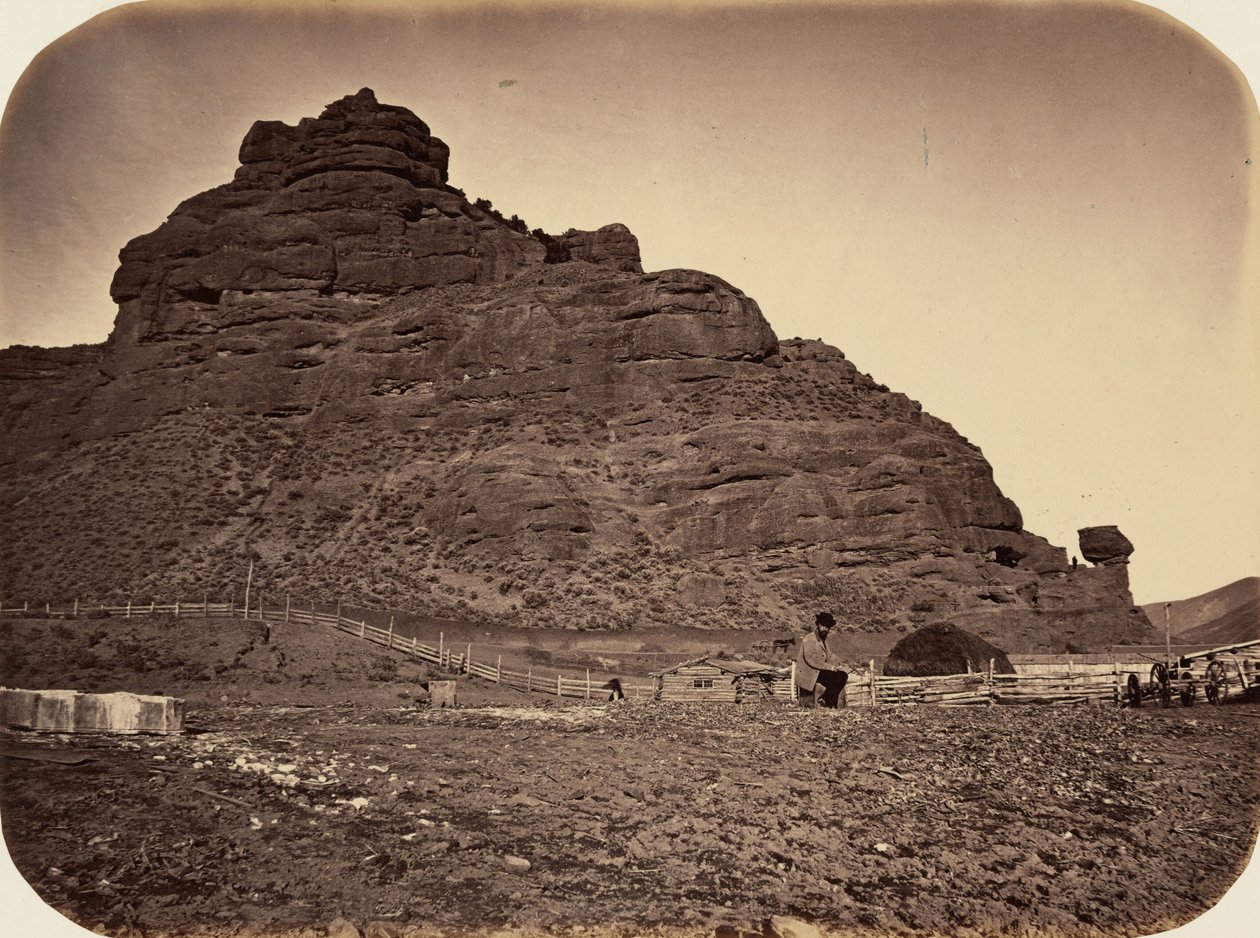Planche 34. Sentinel Rock, Weber Valley, 1869 (photo) - Andrew Joseph Russell