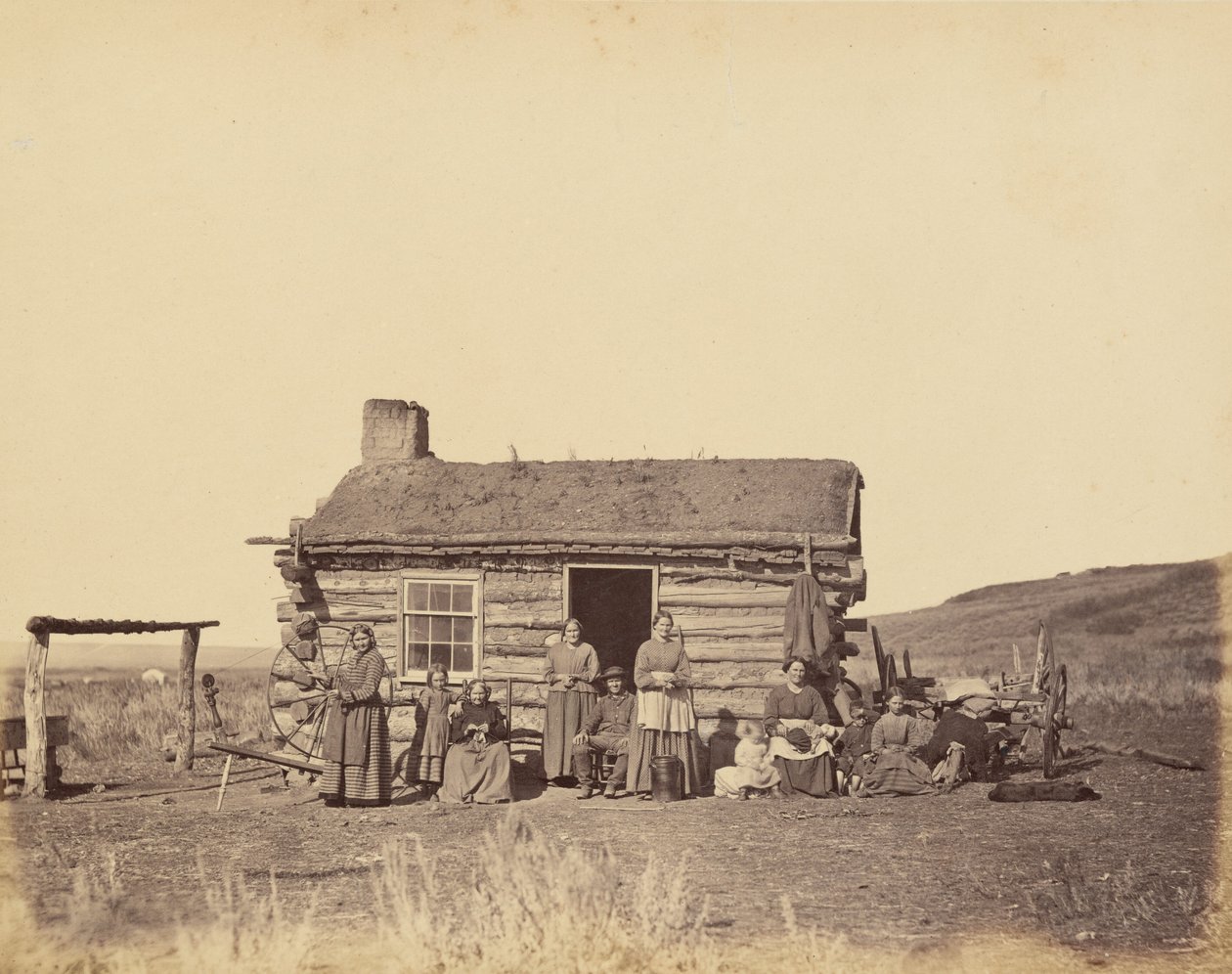 Planche 48. Famille mormone, vallée du Grand Lac Salé, 1869 (photo) - Andrew Joseph Russell
