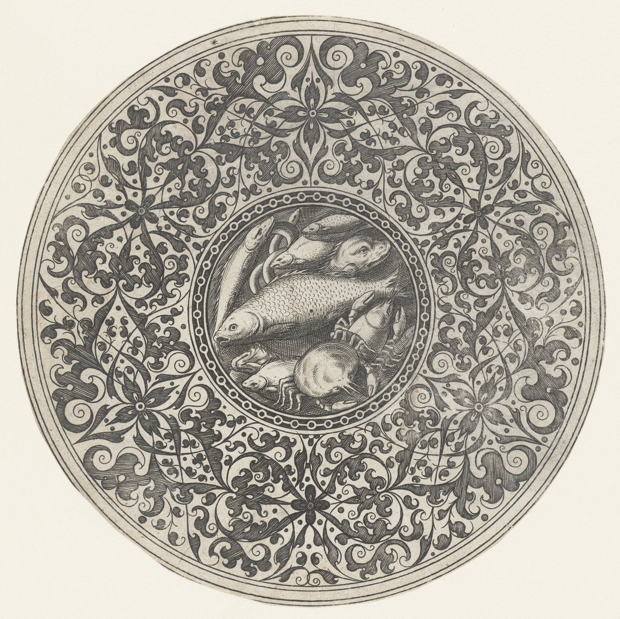 Plat avec fruits de mer et motifs moresques - Anonymous