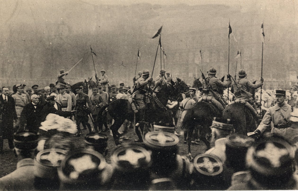 Première Guerre mondiale 1914-1918 : visite du président français Raymond Poincaré (1860-1934) et du président du conseil, Georges Clemenceau (1841-1929) à Metz le 8 décembre - Anonymous Anonymous
