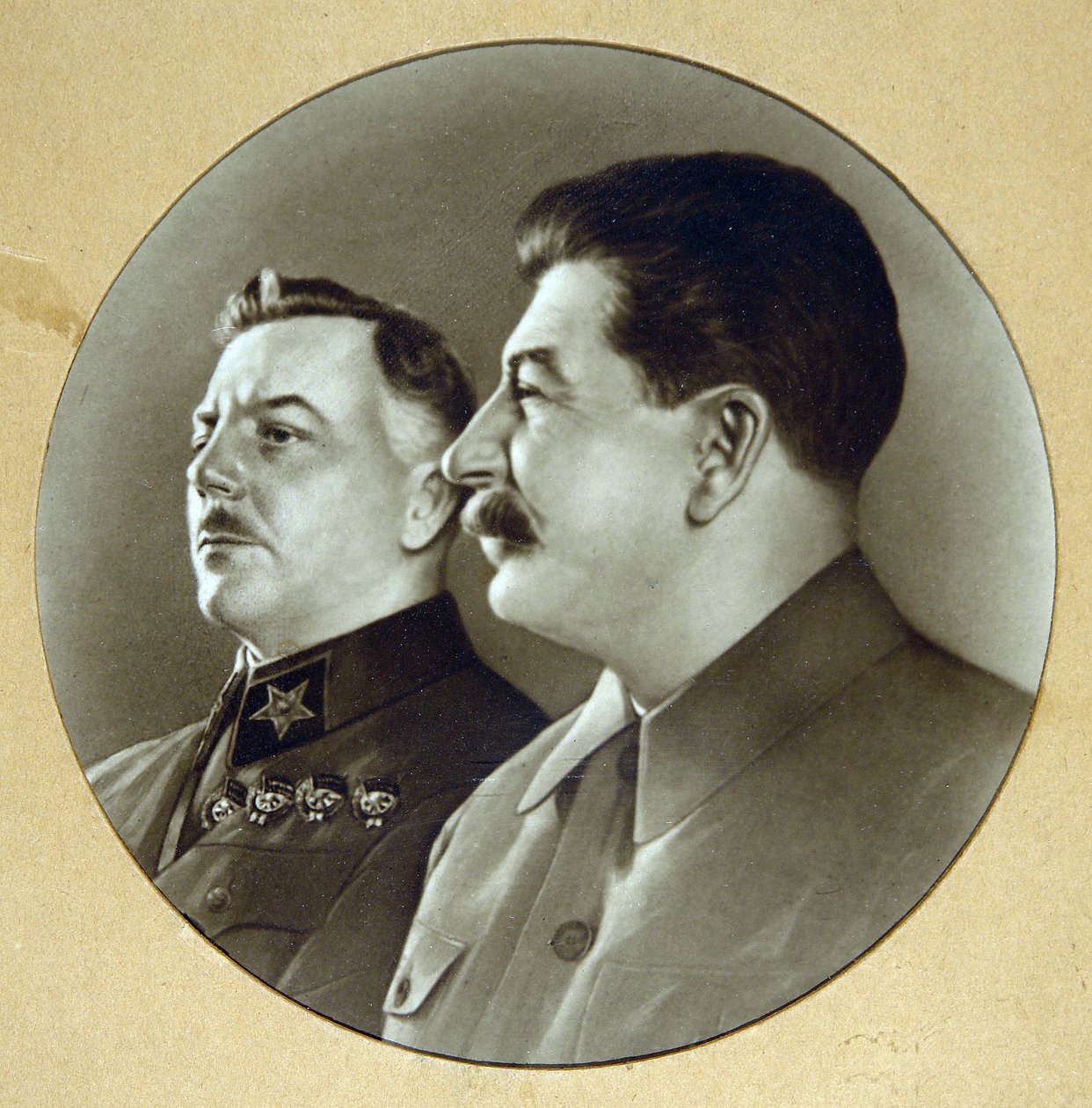 Joseph Staline et Kliment Voroshilov (Vorochilov) - Anonymous Anonymous