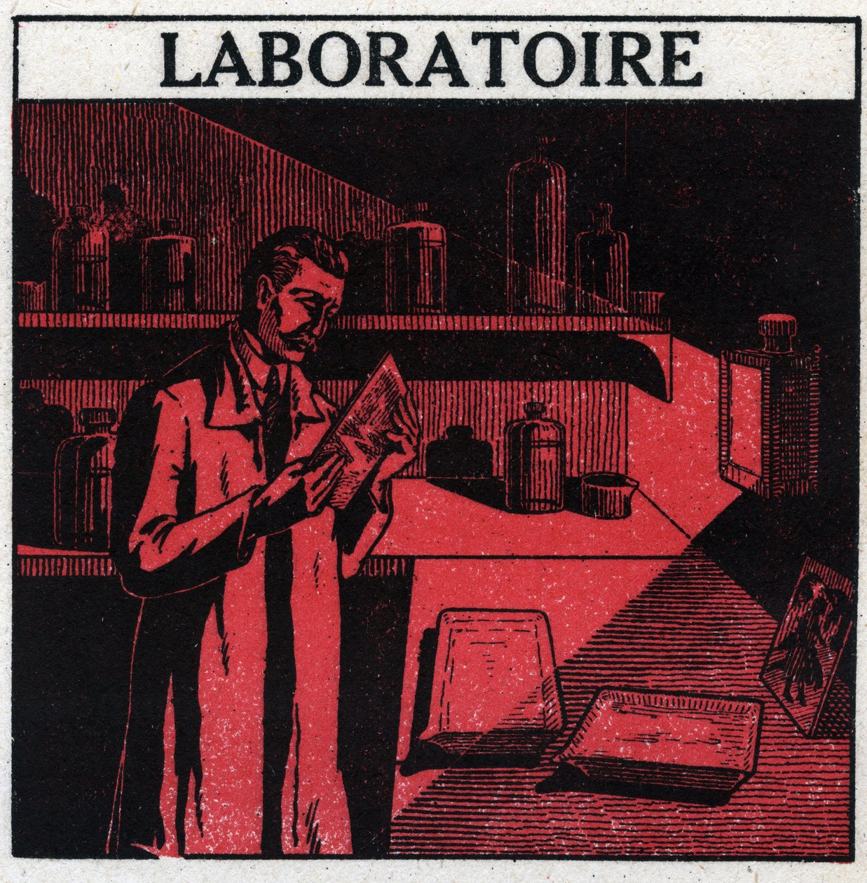 Photographie : un photographe dans son laboratoire pour développer des photos. Illustration anonyme de 1925. Collection privée. - Anonymous Anonymous