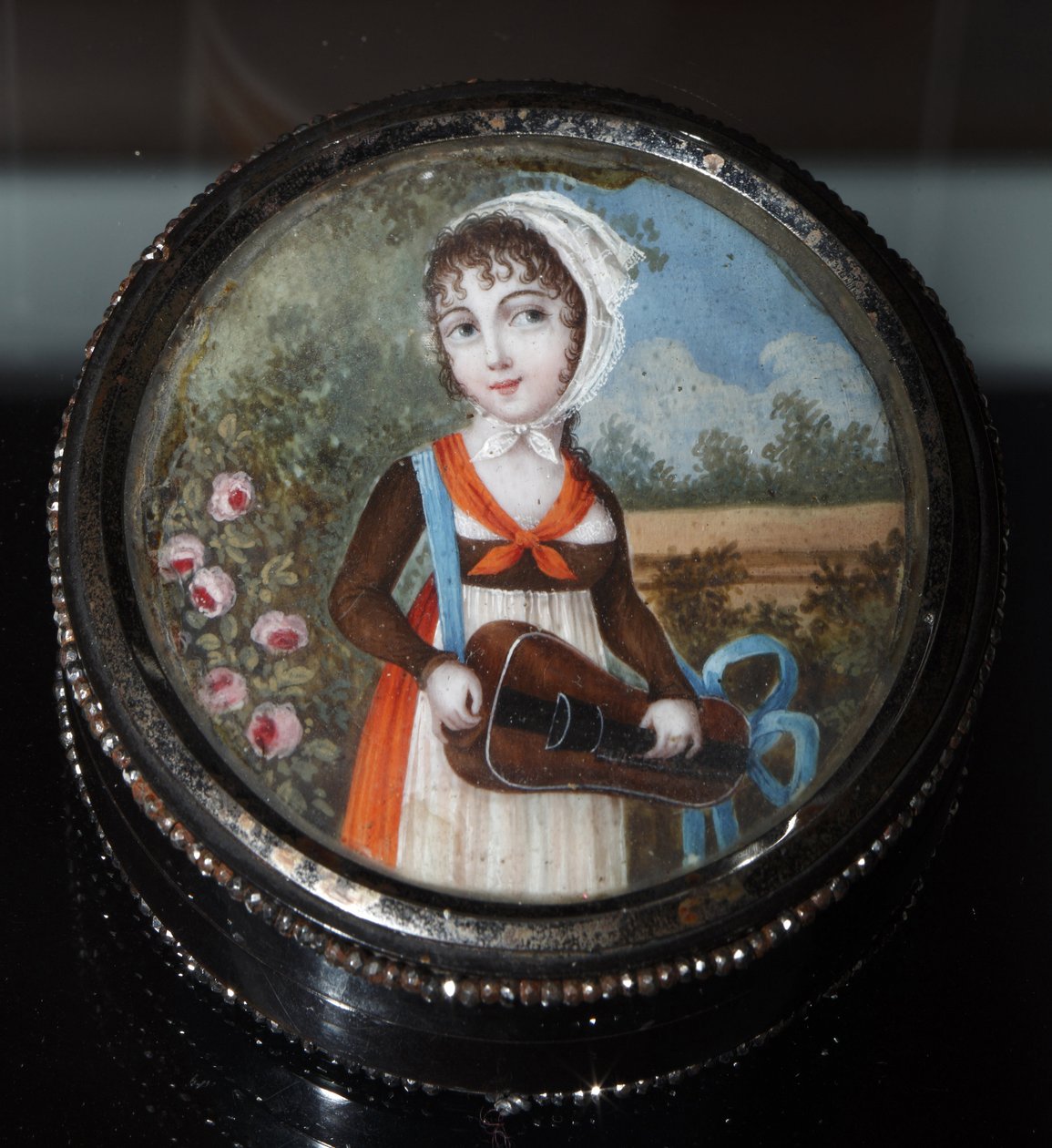 Portrait de jeune fille à la vielle à roue. Aquarelle anonyme vers 1800. Collection privée - Anonymous Anonymous