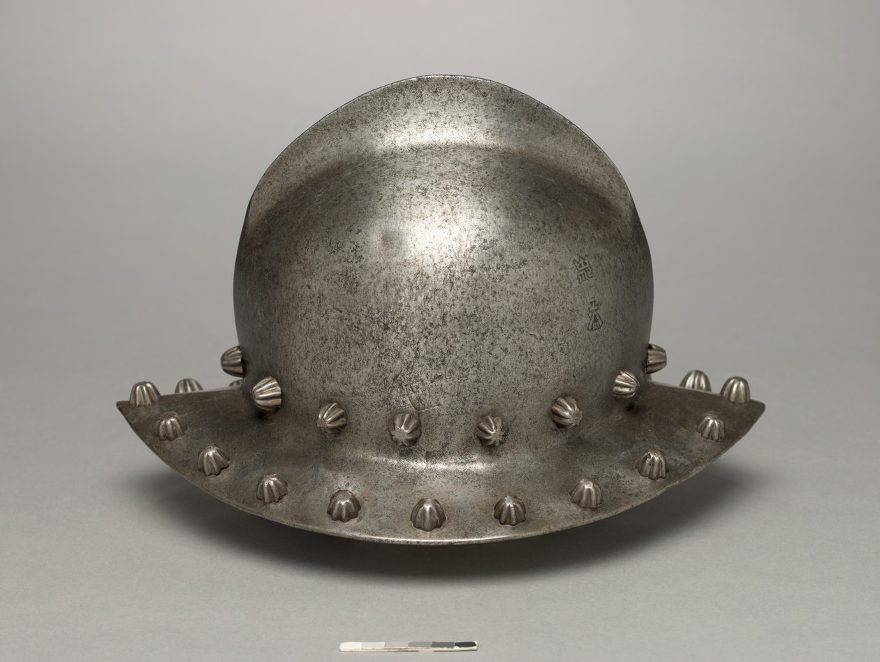 Chapeau de guerre, ou chapeau de bouilloire, vers 1475-1500 - Antonio (workshop of) Missaglia