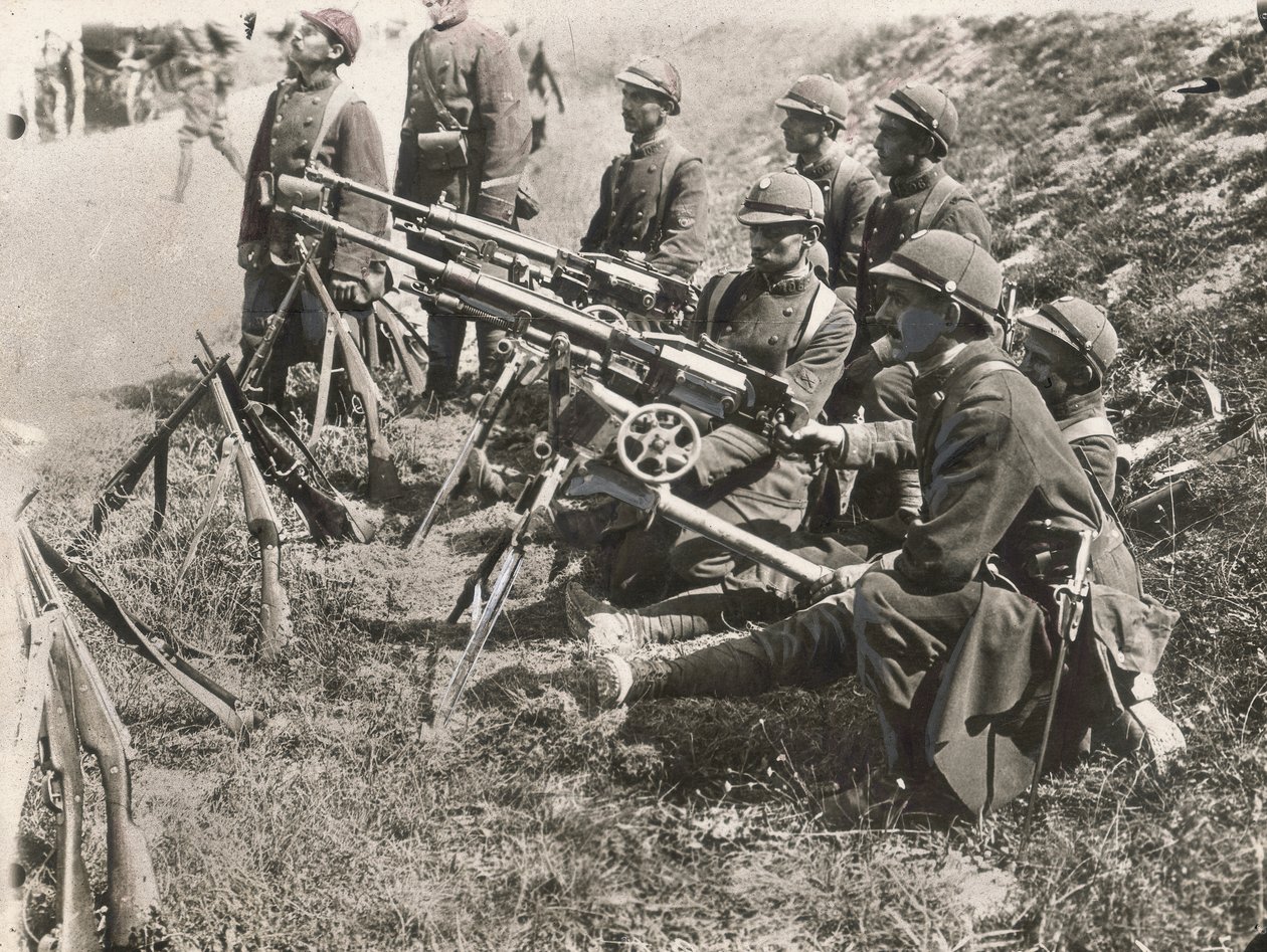 Dragons français avec des mitrailleuses pendant la Première Guerre mondiale - Argus Photographic Agency