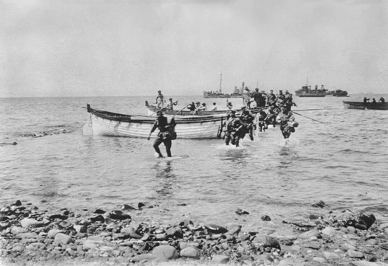 Soldats australiens traversant l