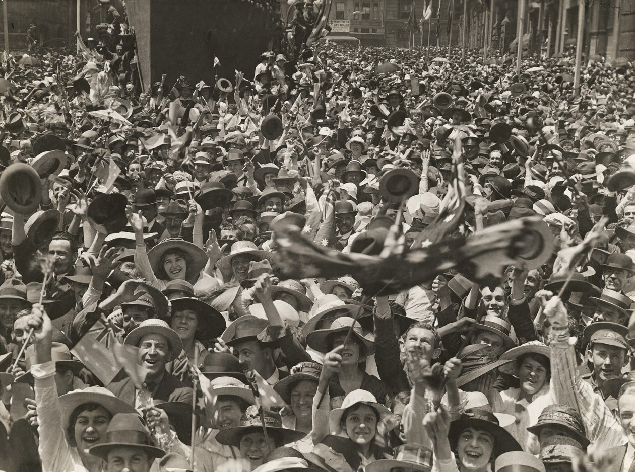 Foule à Martin Place, Sydney, célébrant la nouvelle de la signature de l
