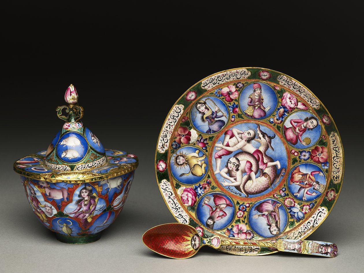 Bol avec couvercle, soucoupe et cuillère avec décoration astrologique, début du 19e siècle - Baqir
