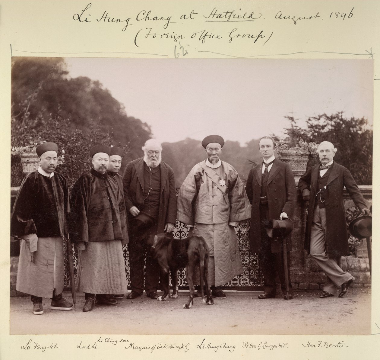 Li Hung Chang à Hatfield (Groupe du Foreign Office), août 1896 - British Photographer