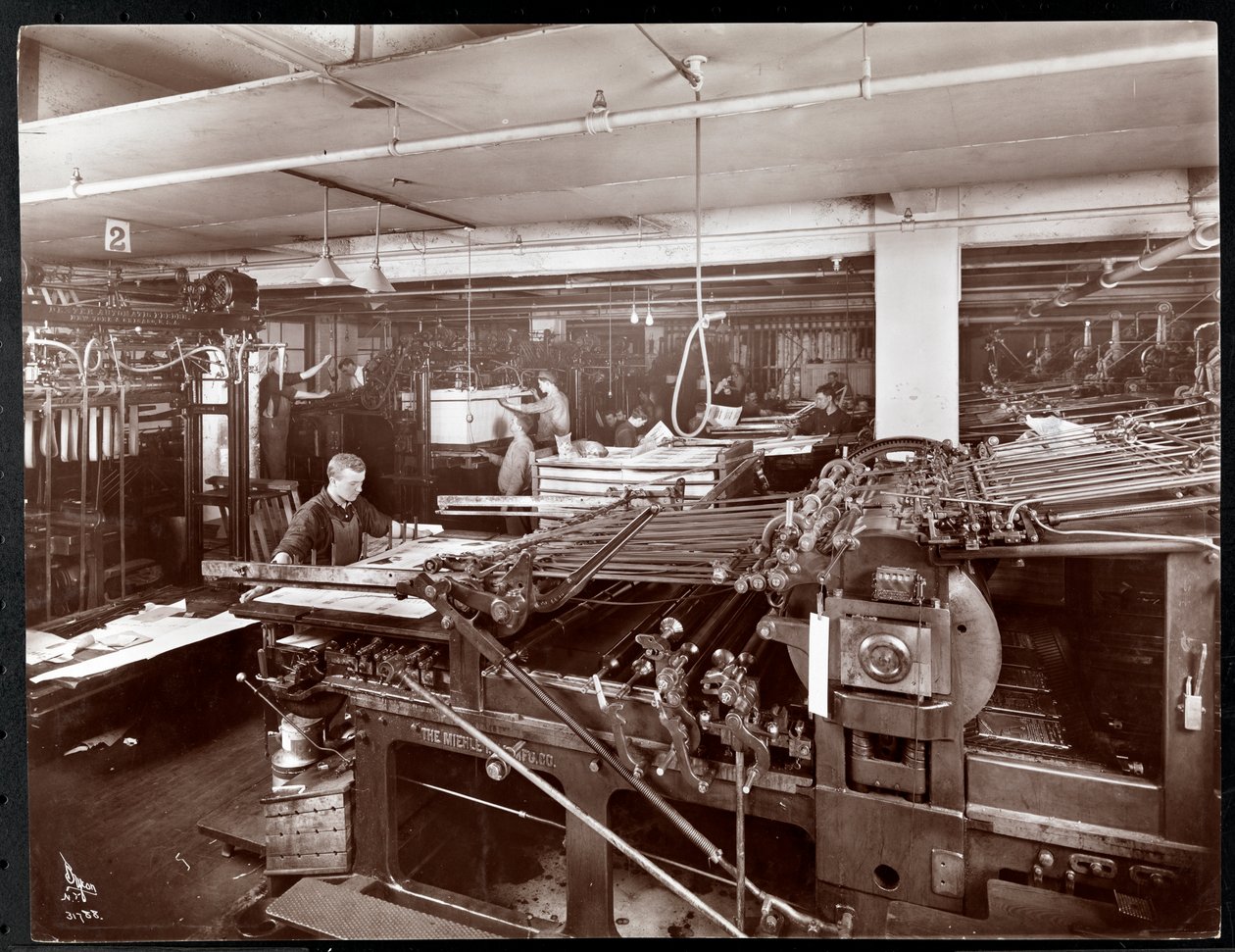 Une salle de presse à la McCall Publishing Co., New York, 1913 - Byron Company