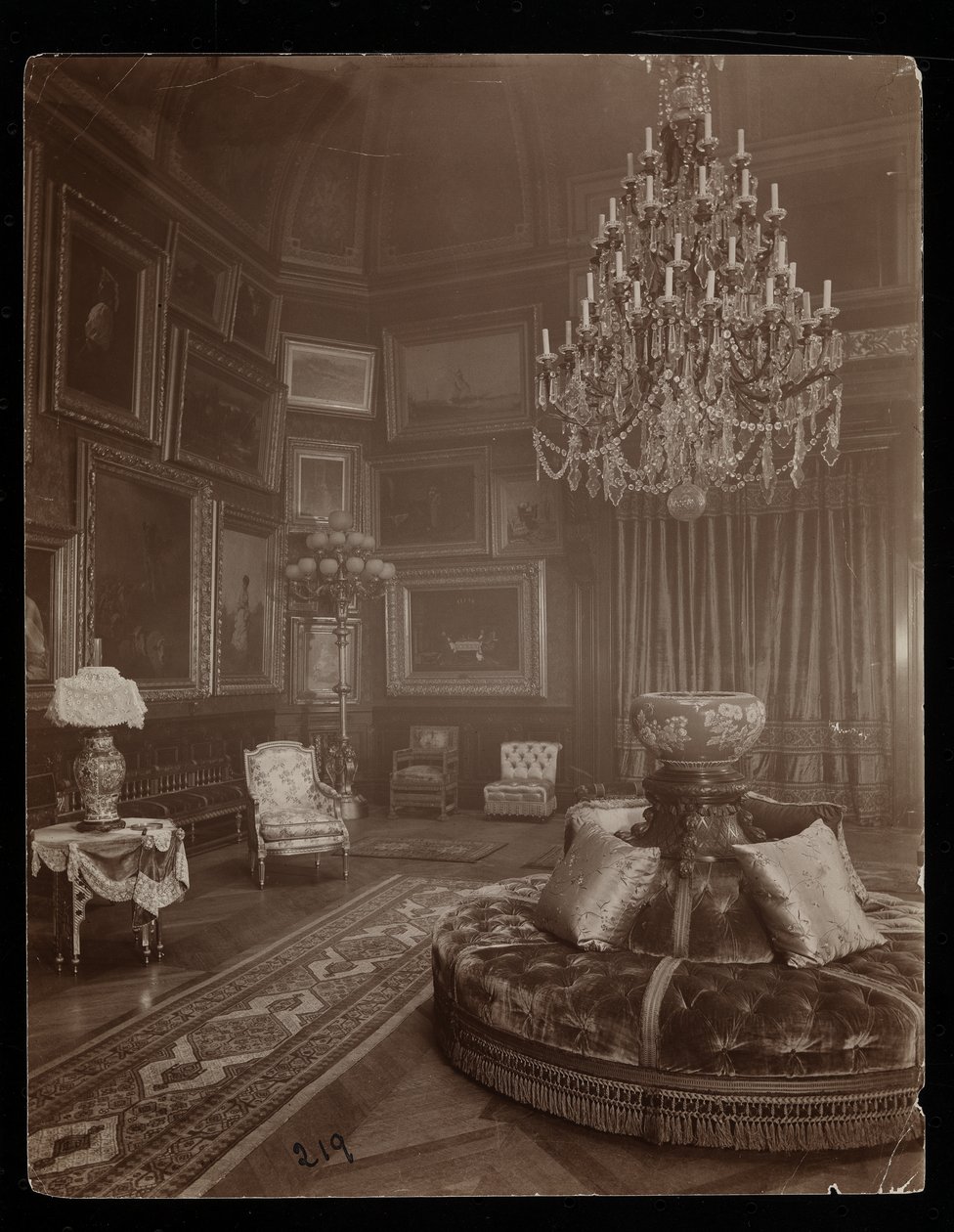 Résidence de Mme William Astor, 5e Avenue et 34e Rue, New York, 1894 - Byron Company