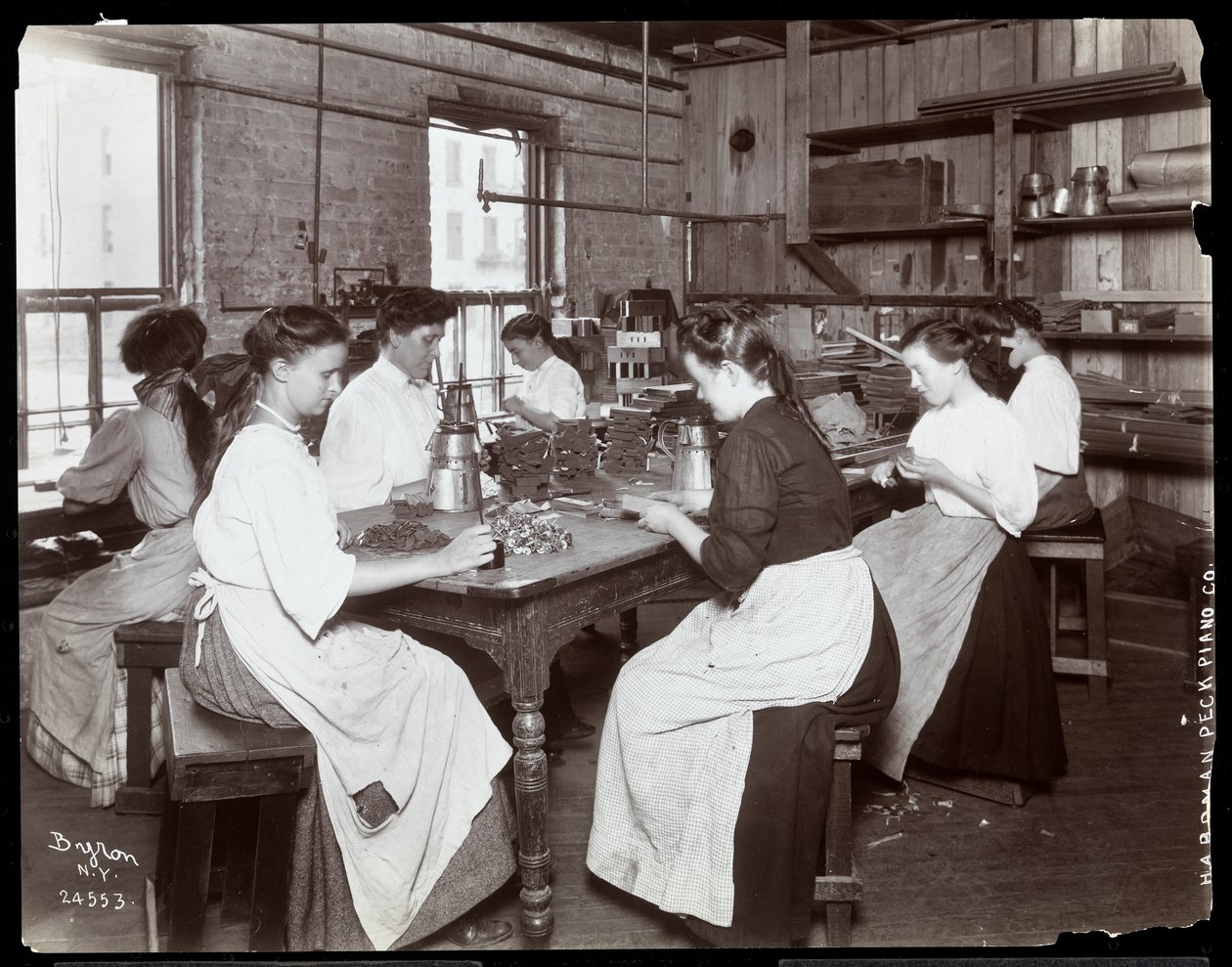 Femmes travaillant à l