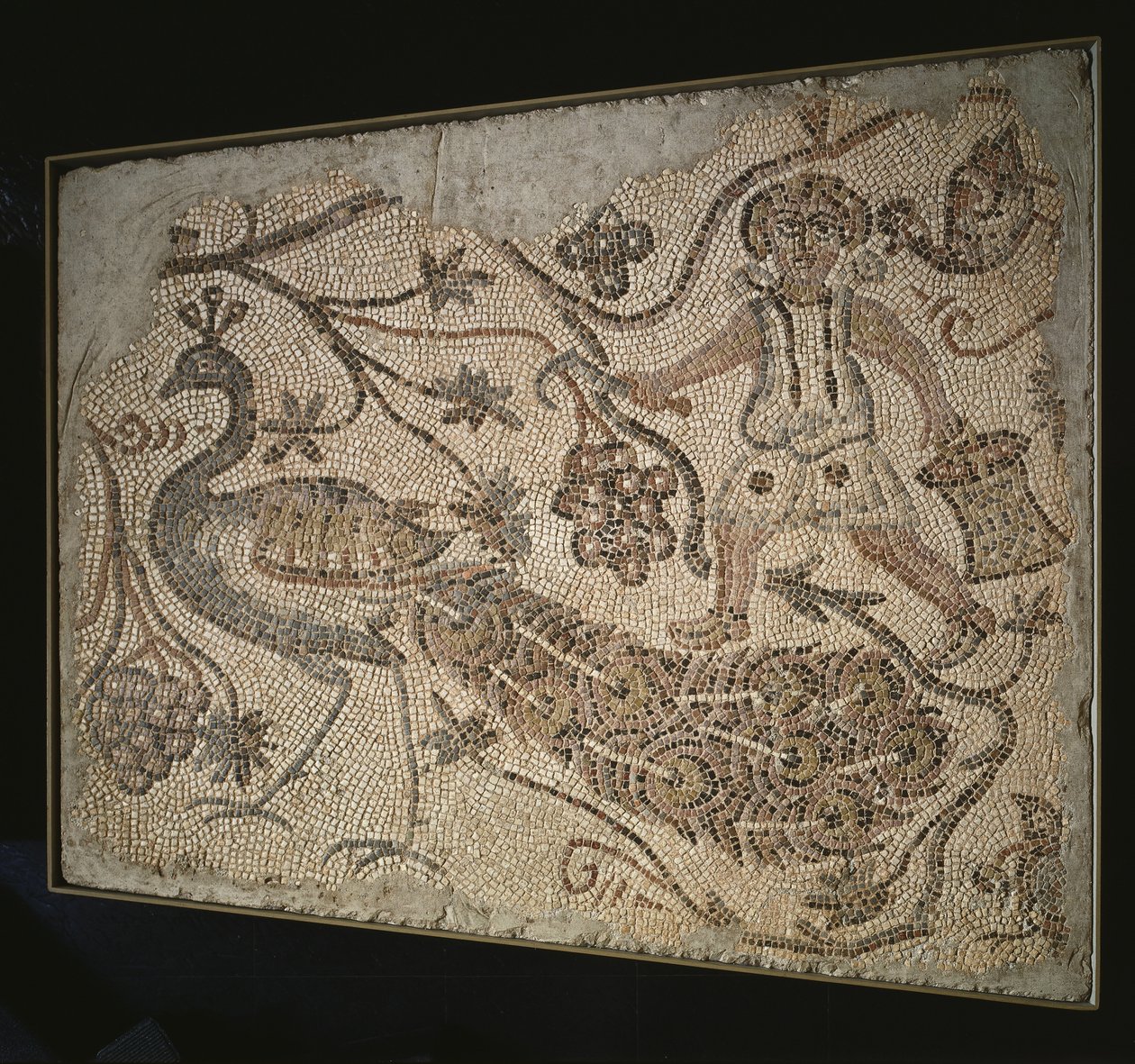 Panneau de mosaïque au sol : Vendangeur avec paon, 400s - Byzantine