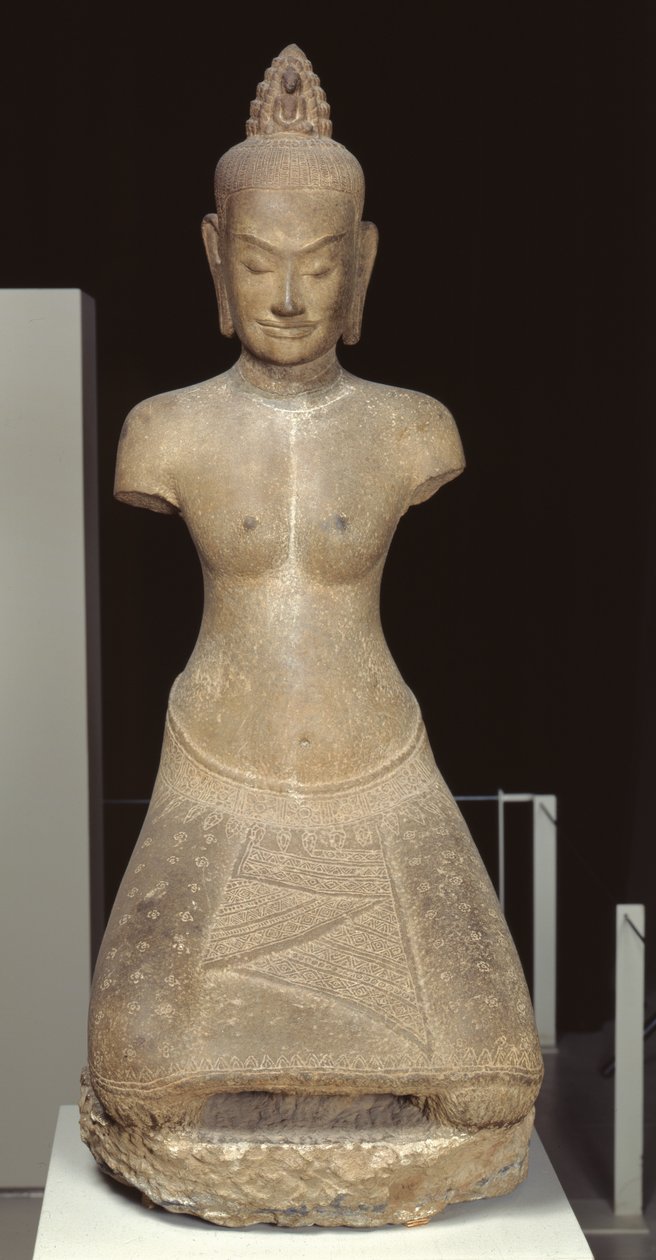 Statue de Jayarajadevi sous les traits de la divinité bouddhiste Tara ou Prajnaparamita (grès) - Cambodian School