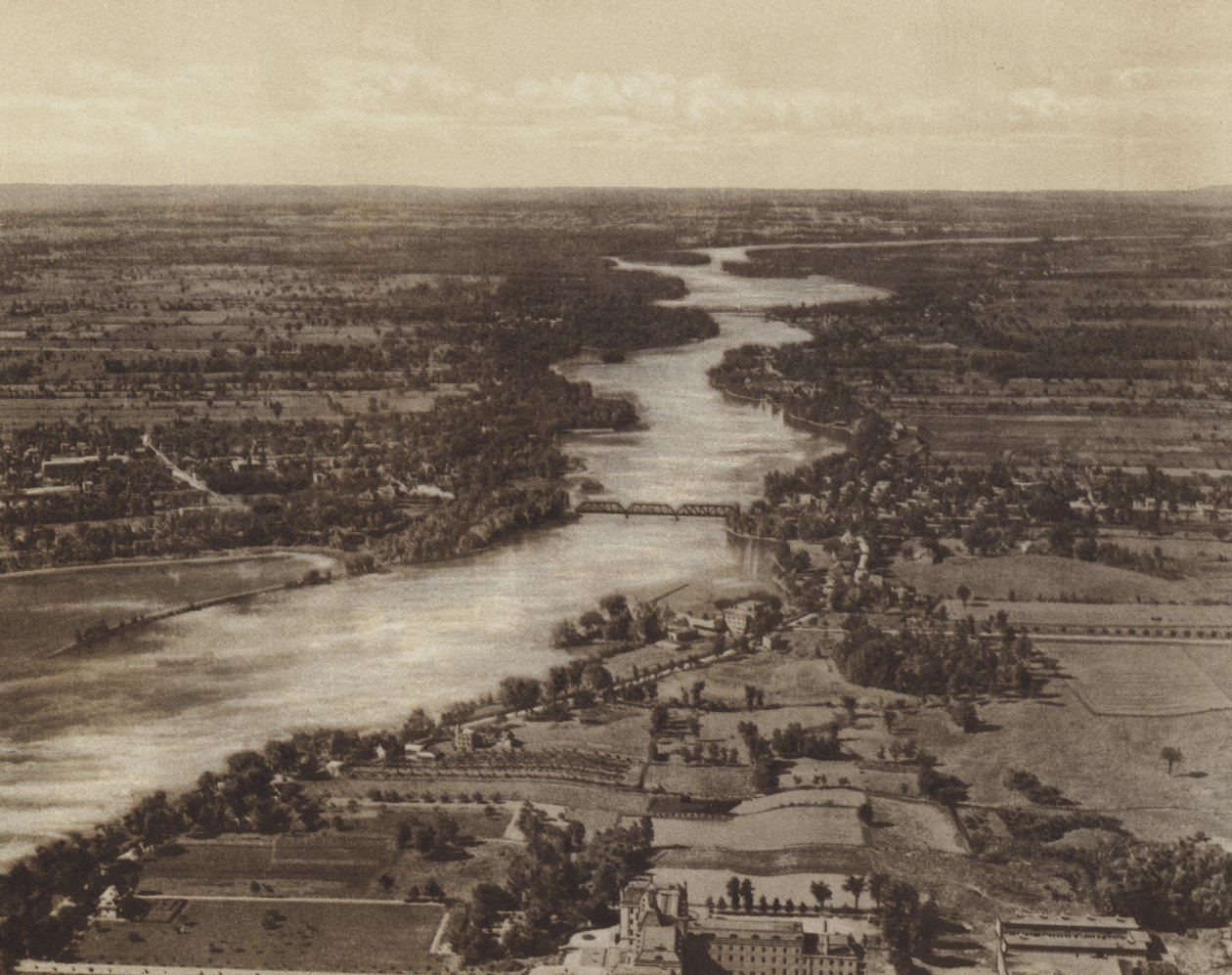 Rivière des Prairies, à l