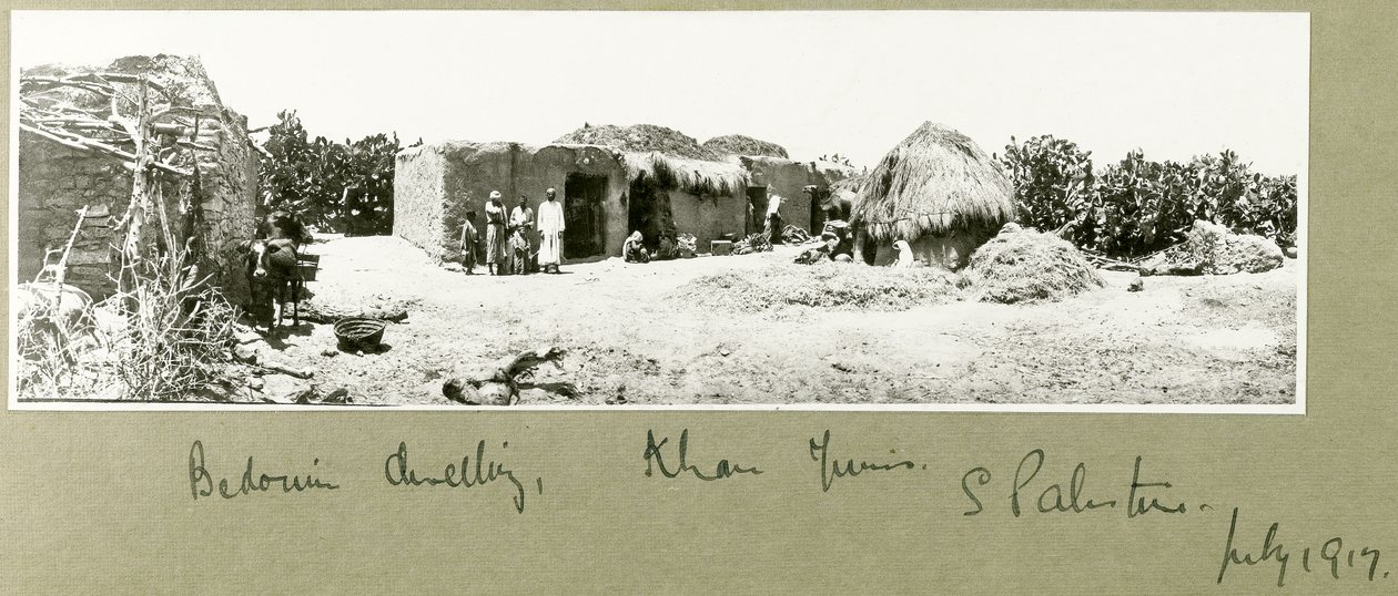 Habitation bédouine, Khan Younis - Capt. Arthur Rhodes