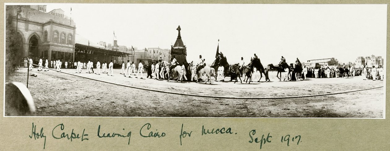 Tapis sacré quittant Le Caire pour La Mecque, septembre 1917 - Capt. Arthur Rhodes