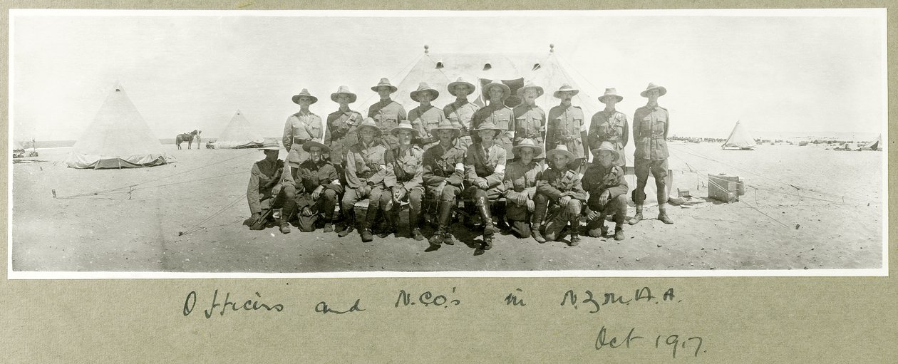 Officiers et sous-officiers dans N.Z.M.A.A., octobre 1917 - Capt. Arthur Rhodes