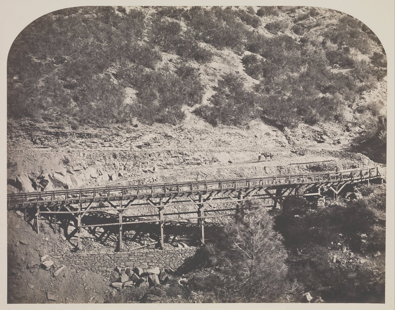 Pont ferroviaire, Cap Horn, comté de Mariposa - Carleton E. Watkins