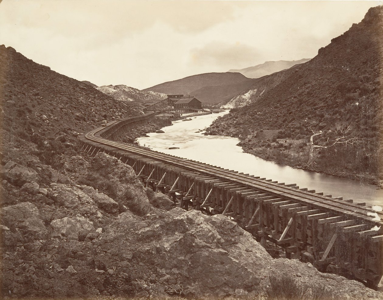 Eureka Quartz Mill et Flume, Nevada - Carleton Emmons Watkins