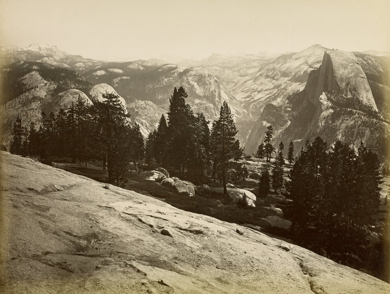 Les dômes, depuis Sentinel Dome, Yosemite - Carleton Watkins