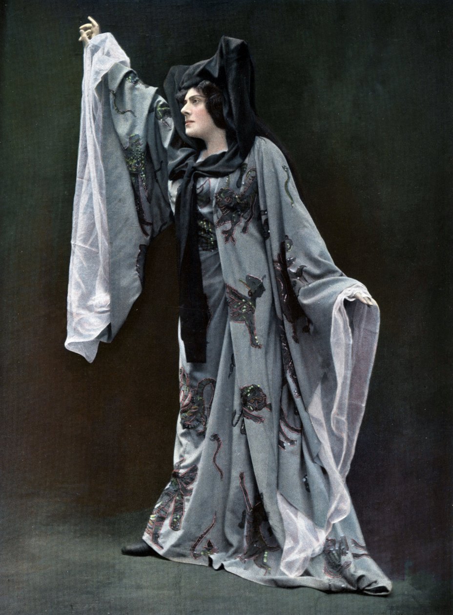 La cantatrice Meyriane Heglon (1867-1942) en Lilith dans l