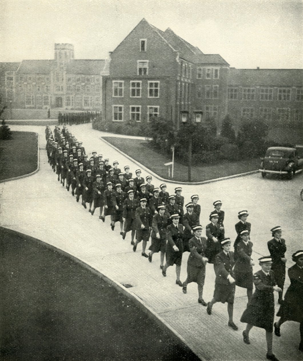 Cadets en marche, vers 1943 - Cecil Beaton