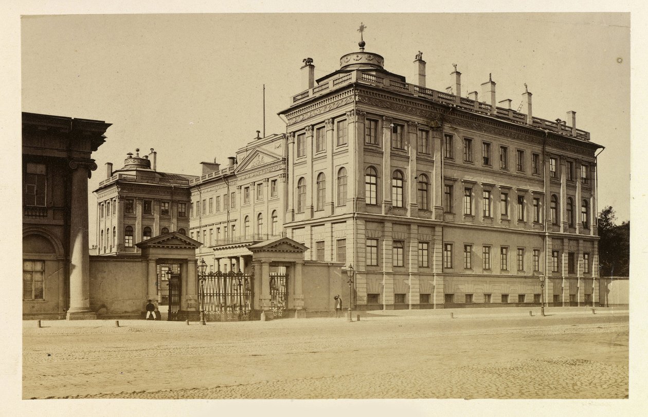 Le palais Anichkov à Saint-Pétersbourg - Charles Bergamasco