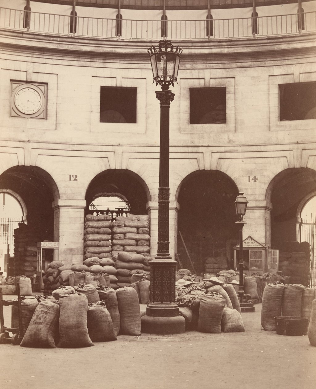 Halle aux Blés (Intérieur) - Charles Marville