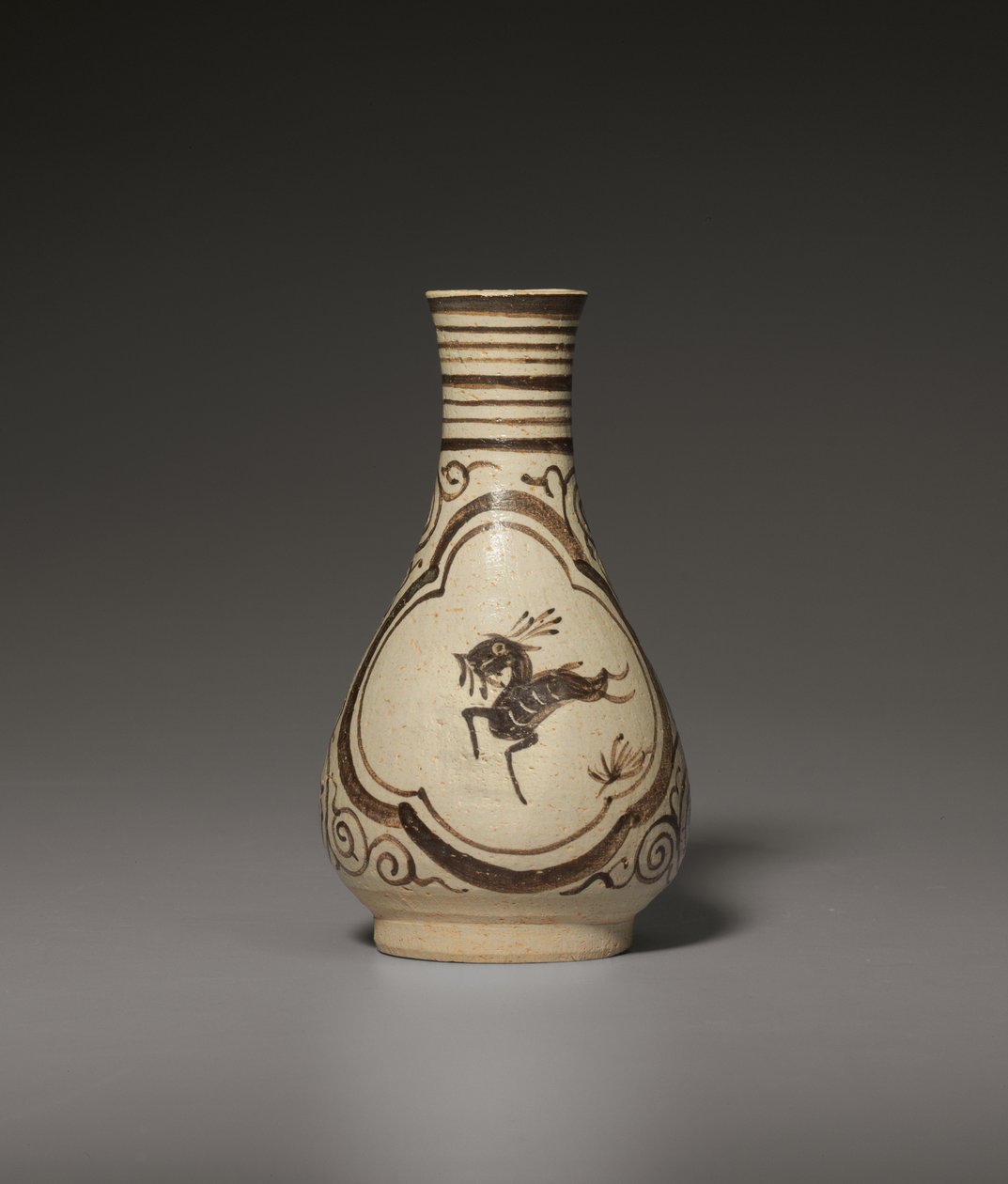 Un petit vase Jizhou peint, dynastie Song-Yuan du Sud - Chinese School
