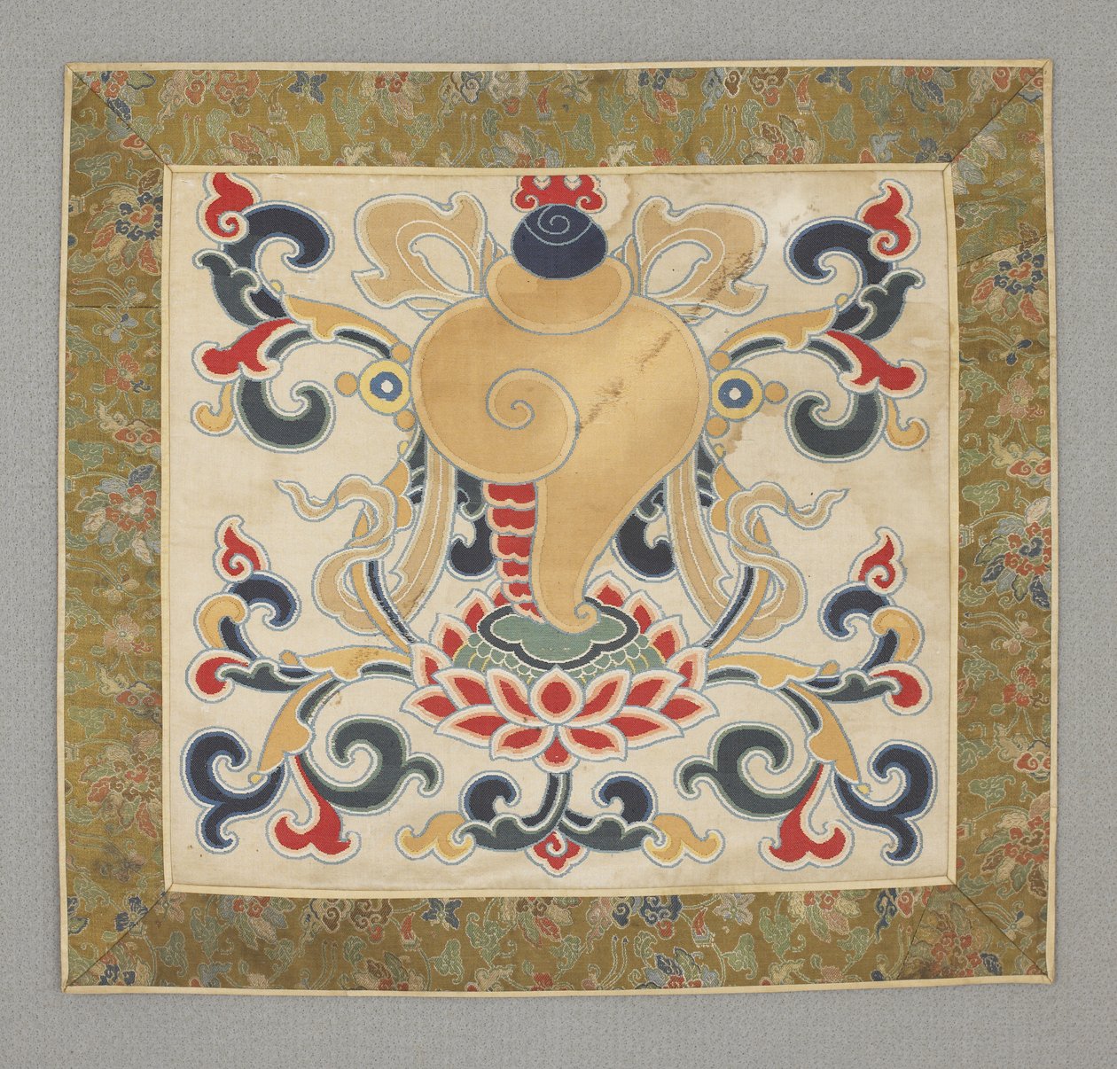 Huit objets précieux bouddhistes, conque, 17e siècle - Chinese School