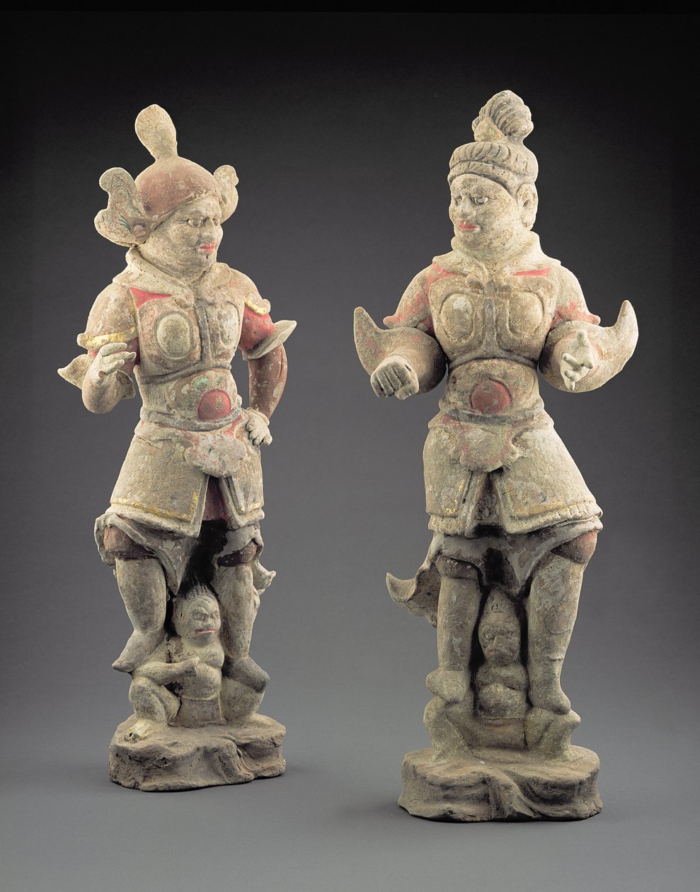 Paire de figures de Lokapala, dynastie Tang - Chinese School