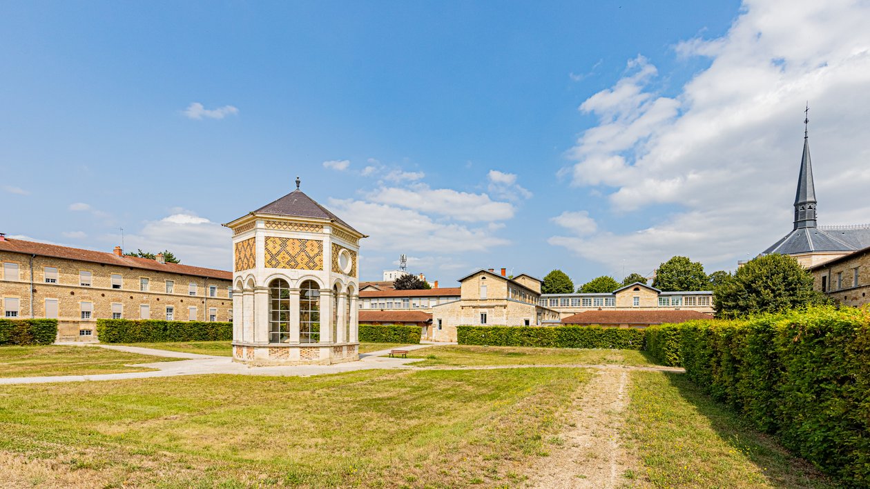 Le puits de Moïse, Chartreuse de Champmol, Dijon, 2024 (photo) - Claus Sluter