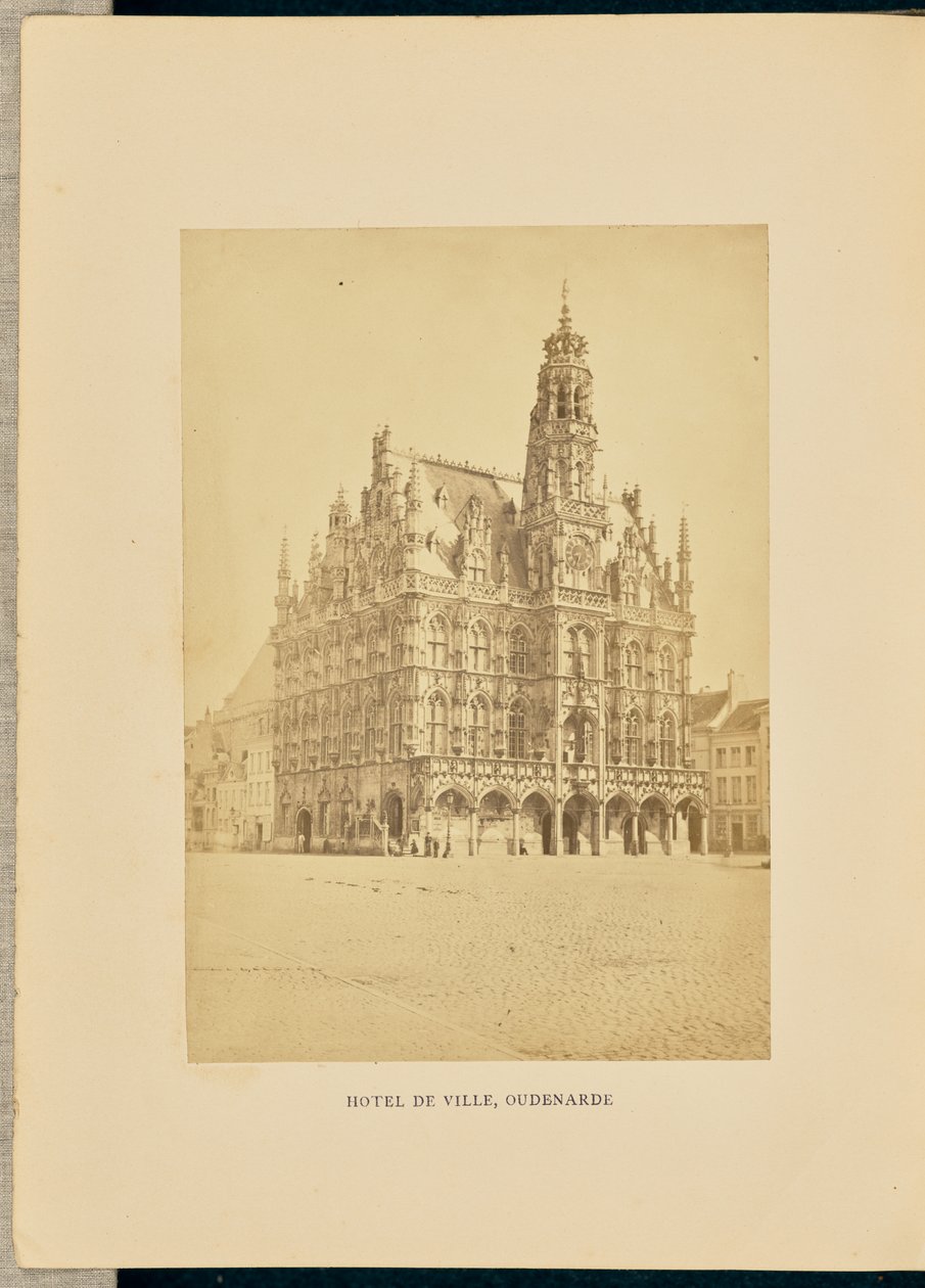 Hôtel de ville, Oudenarde - Cundall and Fleming