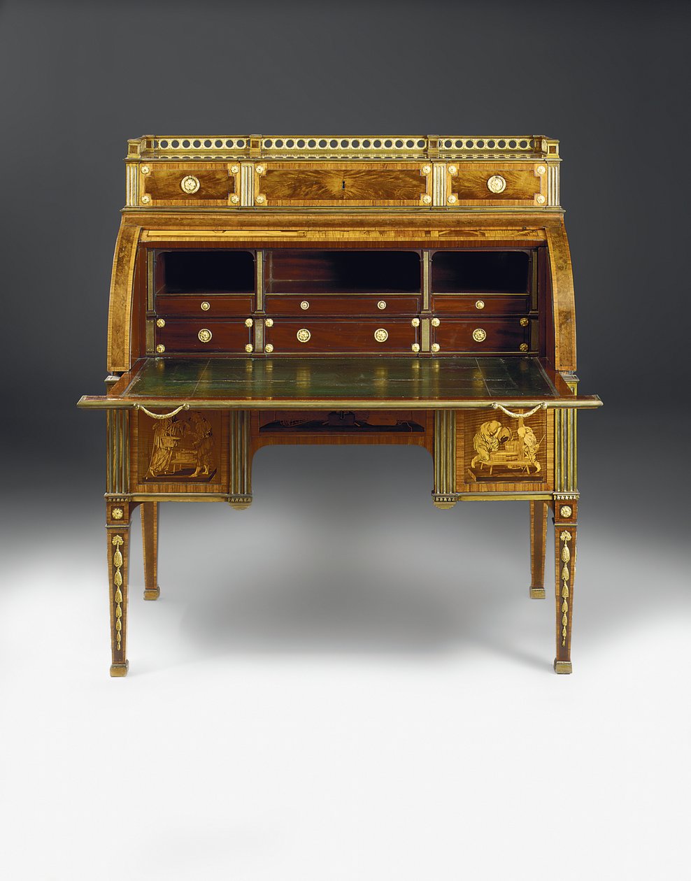 Bureau cylindre mécanique, les montures attribuées à François Redmond, c.1777-80 - David Roentgen