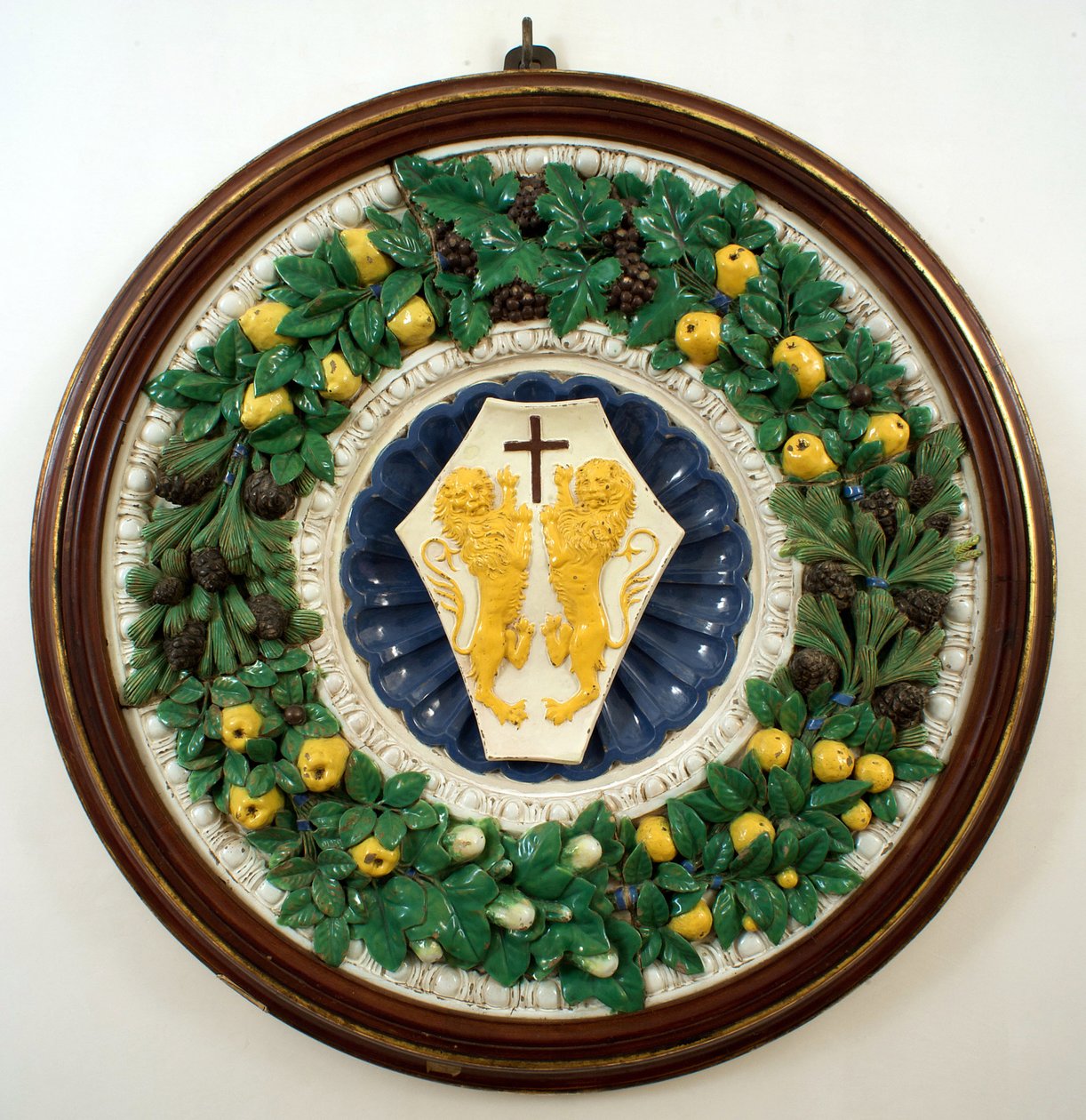 Blason de la famille Lotteringhi della Stufa - Della Robbia (workshop of)
