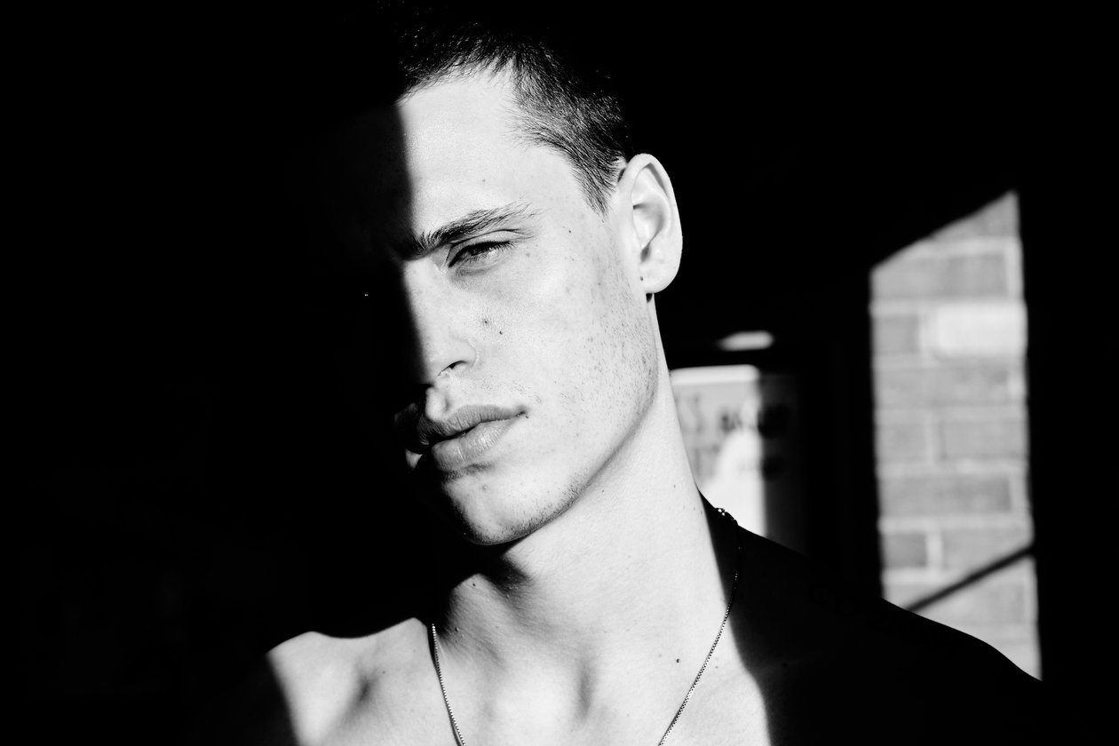 Men, 2011 (photo) - Diana Gomez