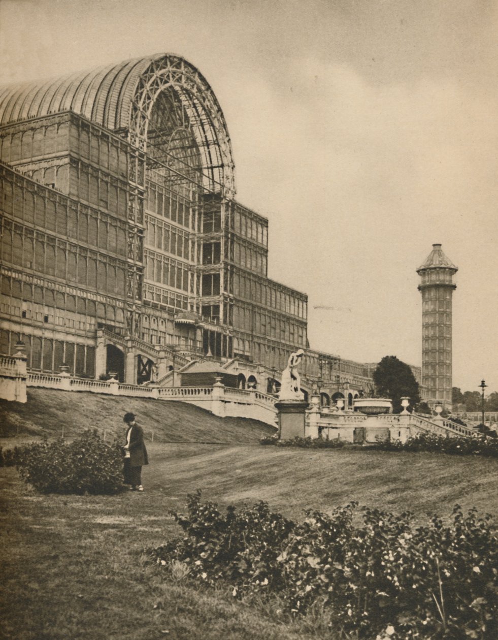 Verre et poutres du Crystal Palace à Sydenham, vers 1935 - Donald McLeish